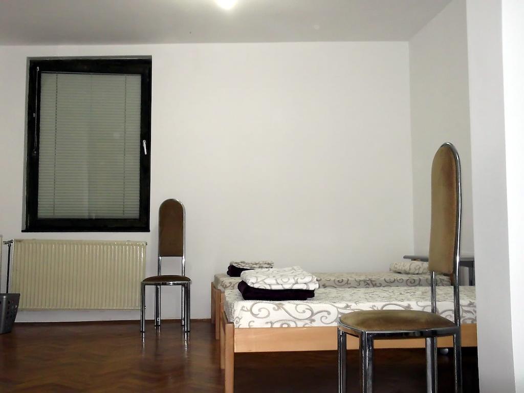 Little 15 Suites Užice Δωμάτιο φωτογραφία